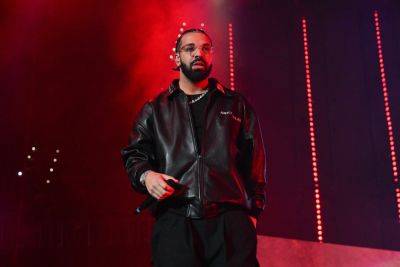Drake Bought Tupac’s $1 Million Auctioned Ring Worn During His Last Appearance - etcanada.com - Las Vegas