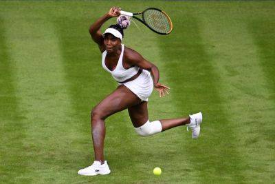 Venus Williams, 43, Makes First-Round Exit In 24th Wimbledon Appearance, Surviving Injury Scare - deadline.com - county Williams