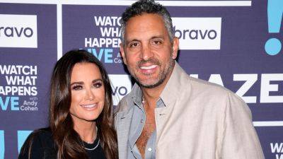 Kyle Richards and Mauricio Umansky Separate After 27 Years of Marriage - www.etonline.com