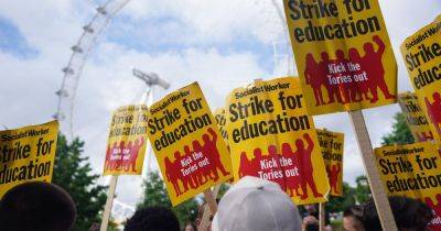 Teacher strikes in England called off as union accepts pay rise - www.manchestereveningnews.co.uk
