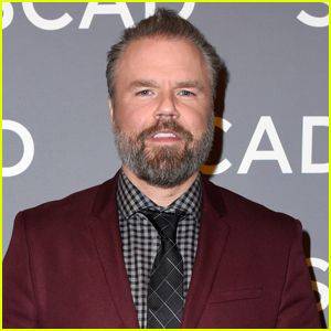 Tyler Labine is Recovering After Scary Hospitalization for Fatal Blood Blot - www.justjared.com - city Tyler - city Amsterdam