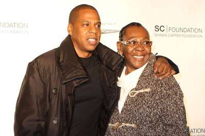 Jay-Z’s Mom Says 'I Do' To Partner Roxanne Wiltshire In Star-Studded Wedding! - perezhilton.com - New York