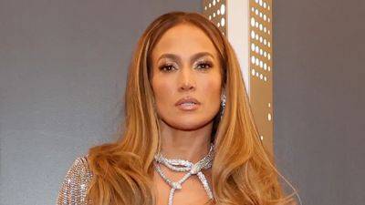 Jennifer Lopez Drinks A Little, Actually, Thankyouverymuch - www.glamour.com