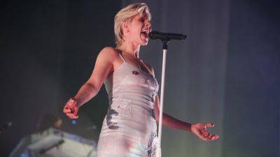 'Dancing on My Own' Singer Robyn Is a Mom! See the First Photo Shared of Her Son - www.etonline.com