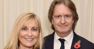 Fiona Phillips' husband heartbreakingly admits she's 'not there' following Alzheimer's diagnosis - www.dailyrecord.co.uk
