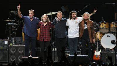 The Eagles Announce ‘Final’ Tour Dates: ‘This Is Our Swan Song’ - variety.com - New York