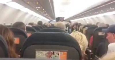 Pilot asks 19 easyJet passengers to get off flight after airplane 'too heavy to take off' - www.dailyrecord.co.uk - Spain - Beyond