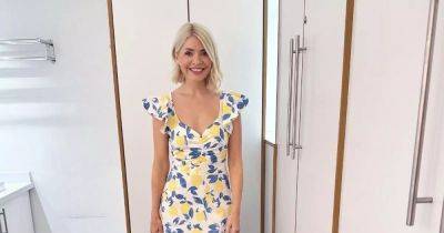 Holly Willoughby models a gorgeous lemon print dress on This Morning - and it’s only £30 - www.ok.co.uk