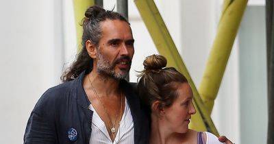 Russell Brand's pregnant wife is glowing as they head on luxury shopping trip - www.ok.co.uk - London