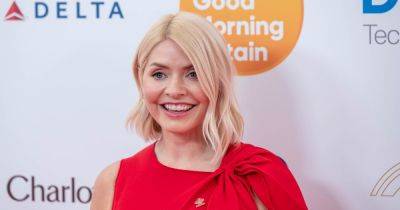 Holly Willoughby flooded with support after she reveals sad death in her family - www.dailyrecord.co.uk - city Sandra