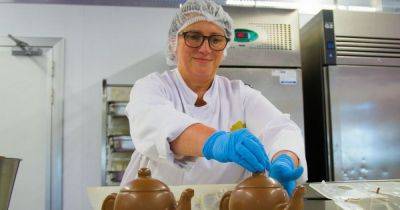 Woman paid to work with chocolate every day says it's 'like being Willy Wonka' - www.dailyrecord.co.uk - Birmingham - Beyond
