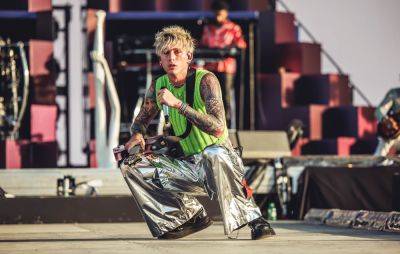 Machine Gun Kelly covers Don Omar and speaks Spanish on stage at Mad Cool Festival - www.nme.com - Spain - Mexico - Madrid - Puerto Rico - Belgium