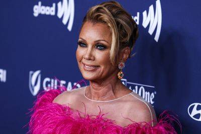 Vanessa Williams Reveals Whether She’d Get Plastic Surgery Or Fillers, Shares New ‘Goal’ At 60 - etcanada.com - Hollywood