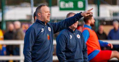 Renfrew boss takes positives from Burgh defeat and talks up 'brave' performance - www.dailyrecord.co.uk
