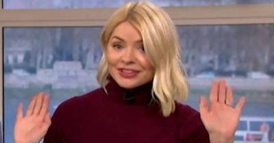 Holly Willoughby says 'thank you' in new statement as Phillip Schofield breaks cover with Vanessa Feltz - www.dailyrecord.co.uk - Portugal