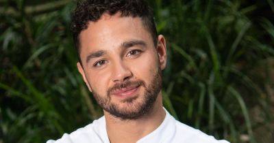 What is Rheumatoid Arthritis and how does it affect people as Adam Thomas reveals diagnosis - www.ok.co.uk