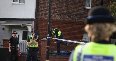 Teen shot at point-blank range was attacked by '14 males' as 'children played out', police say - www.manchestereveningnews.co.uk - Manchester