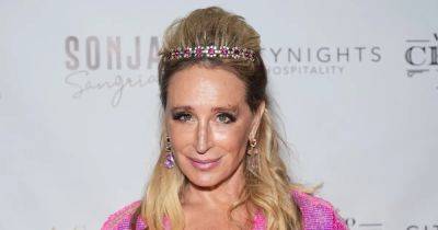Bravo’s Sonja Morgan Prefers to ‘Walk Around Naked at Home’: ‘I’m Not Attached to Clothing’ - www.usmagazine.com - Illinois - county Morgan - county Adams