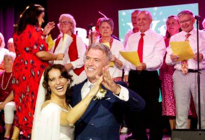 Line of Duty Star’s Wedding Serenade From Dementia Choir She Featured In Acclaimed Doc - deadline.com - Britain - county Fleming - Choir