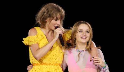 Joey King Explains What Being On Stage with Taylor Swift Feels Like! - www.justjared.com - Taylor - Kansas City