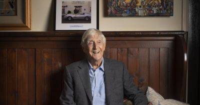 Sir Michael Parkinson died peacefully at home surrounded by loved ones - www.ok.co.uk