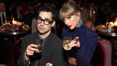 Jack Antonoff Says Taylor Swift Was the 'First Person to Recognize' Him as a Music Producer - www.etonline.com