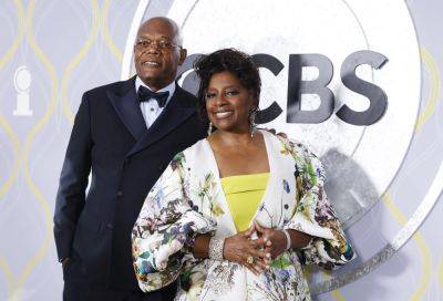 Samuel L. Jackson Celebrates 43rd Wedding Anniversary With Wife LaTanya Richardson: ‘I Think We Can Make 43 More!’ - etcanada.com