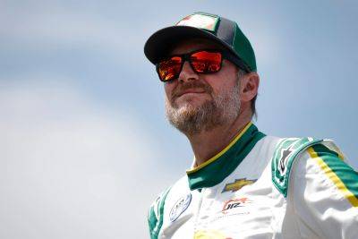Dale Earnhardt Jr. To EP NASCAR Docuseries For Netflix - deadline.com
