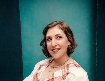 Mayim Bialik Advocates For Routine Colonoscopies, But Admits, “It’s Not Terribly Fun Getting Older” - deadline.com
