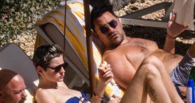 Emma Corrin & Dan Levy Soak Up the Sun While Vacationing in Italy - www.justjared.com - Italy