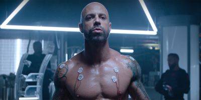 Chris Daughtry Puts His Toned Physique on Full Display in Shirtless 'Artificial' Music Video - www.justjared.com - USA