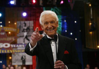 Bob Barker, Longtime Host Of ‘The Price Is Right’, Dead At 99 - etcanada.com