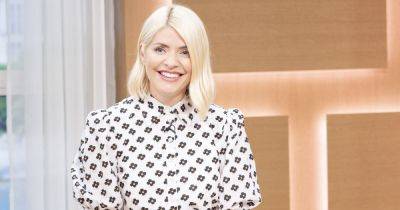 Holly Willoughby 'has nothing to hide' as she 'cooperates in Schofield affair inquiry' - www.ok.co.uk