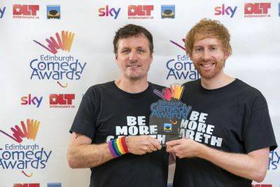 Crash Tragedy Comedian Receives Prestigious Festival Award, After Friends Stepped In - deadline.com - Britain - Scotland - county Wood