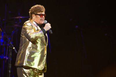 Elton John Recovering At Home After Being Hospitalized For Fall - deadline.com - France - Los Angeles - Los Angeles - USA - Monaco