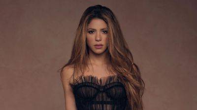 Shakira Will Make History as First South American Artist to Receive MTV VMAs Vanguard Award - www.etonline.com - USA