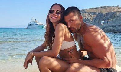 Anitta turns up the heat in crotchet bikini with boyfriend Simone Susinna: See pics - us.hola.com - Los Angeles