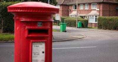 ‘It's spiralling out of control’: Residents ‘cut off' without vital mail deliveries - www.manchestereveningnews.co.uk - Manchester