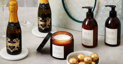 Marks and Spencer £35 pamper gift set includes 'delicious' and 'divine' treats - www.dailyrecord.co.uk - Switzerland