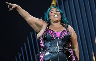 Lizzo’s former backing dancers respond to her statement on lawsuit - www.nme.com