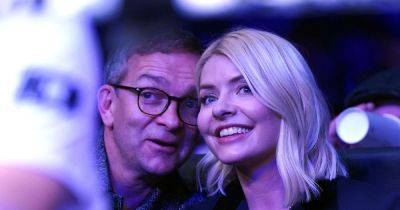 Holly Willoughby kisses husband in rare loved-up snap for 16th wedding anniversary - www.ok.co.uk - county Baldwin