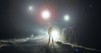 Experts say aliens could be hiding 'just outside' solar system as 1,000 UFOs spotted in UK - www.dailyrecord.co.uk - Britain - Beyond