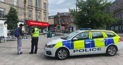 Man rushed to hospital after being assaulted as cops tape off area in Edinburgh - www.dailyrecord.co.uk - Scotland - Beyond