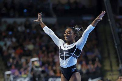 Simone Biles Triumphs In Return To Gymnastics Competition After Overcoming ‘Twisties’ - deadline.com - Japan - Tokyo
