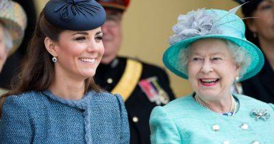 Kate Middleton faced 'cutting comment' from late Queen following wedding gift revamp - www.ok.co.uk - county Hall - city Sandringham - Charlotte