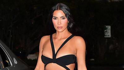 Kim Kardashian Is Determined To Make Belly Chains Happen - www.glamour.com - Miami - Singapore - county Hampton