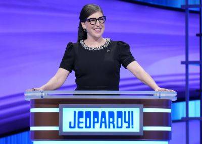 ‘Jeopardy!’ Season 40 Will Use Repeat Questions And Contestants Due To WGA Strike - etcanada.com