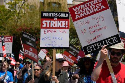 Hollywood Strike Matches The 100-Day Mark Of The Last Writers’ Strike In 2007-2008 - etcanada.com
