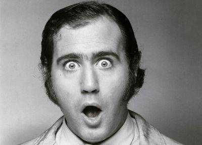‘Thank You Very Much’ Review: Andy Kaufman Doc Throws Up A Complex Portrait Of A Cryptic Comic – Venice Film Festival - deadline.com - New York - county Hall - city Venice