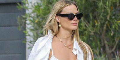 Margot Robbie Joins Her Friends for Lunch at The Ivy - www.justjared.com - USA - Beverly Hills - county Story